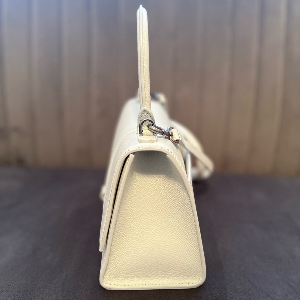 Balenciaga Hourglass SMALL. Willing to negotiate price. - Picture 3 of 9